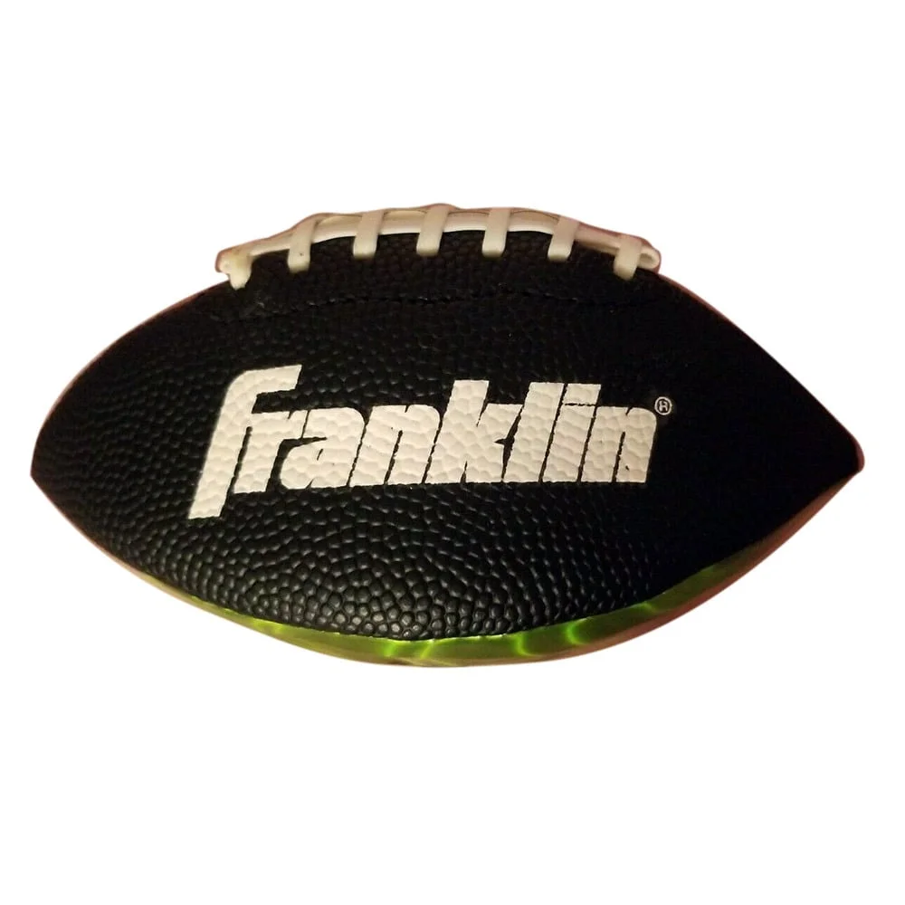 Balon De Futbol Americano Franklin Micro Caucho balon de futbol americano franklin micro en accion
