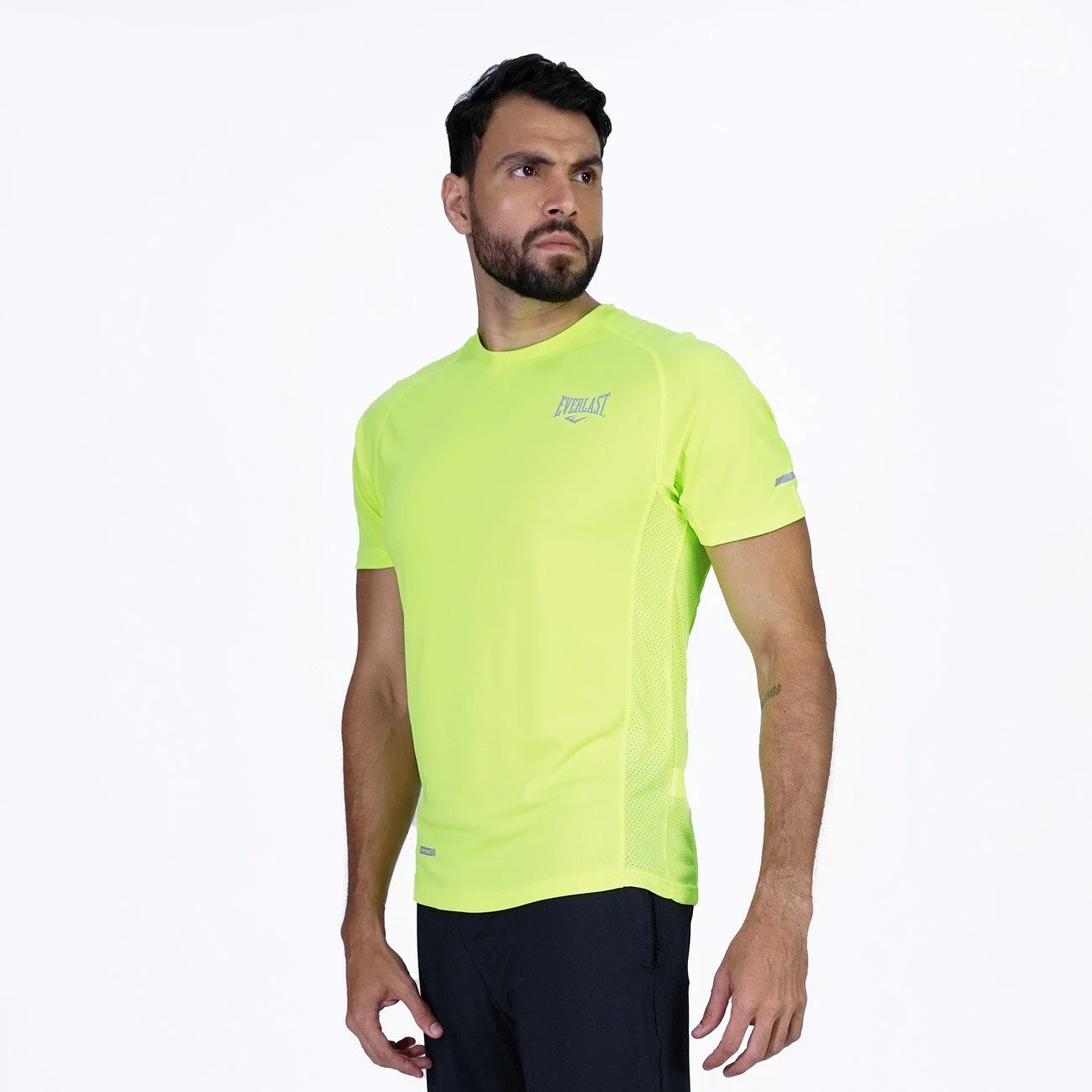 T-shirt Everlast Ligero Transpirable Poliéster detalle de la tela transpirable del t-shirt everlast