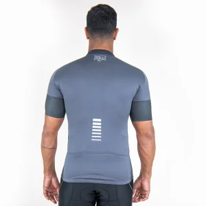 optimizada_4832920 detalle de la costura del jersey everlast de hompre cyc edge