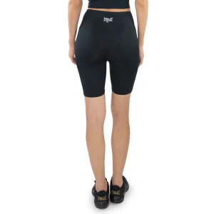 optimizada_4835119 detalle del material del short poliester everlast
