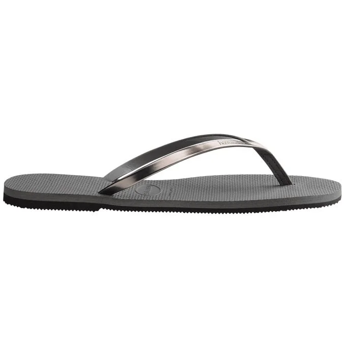 Sandalias Havaianas You Metallic Fc detalle del diseño metálico FC, sandalias havaianas