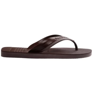 optimizada_4838770 detalle de la suela de las sandalias havaianas hybrid city fc