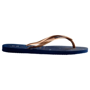 optimizada_4839318 detalle de la suela de las sandalias havaianas slim nautical
