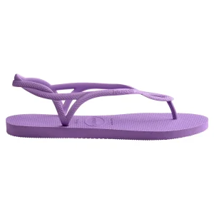 optimizada_4839423 detalle de la suela de las sandalias havaianas luna fc