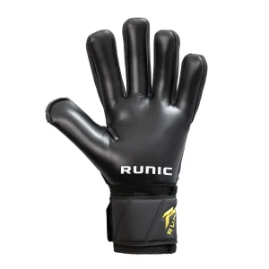 optimizada_4846853 detalle del guante de portero runic one1, diseño ergonómico