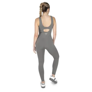 optimizada_4891621 detalle del cuello del jumpsuit everlast notus