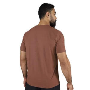 optimizada_4906651 detalle de la tela transpirable del t-shirt square everlast deportivo