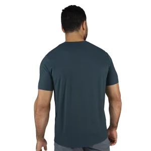 optimizada_4906687 detalle de la tela transpirable del t-shirt everlast square deportivo