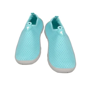 optimizada_4913981 detalle de la suela de goma de los zapatos de agua runic para mujer
