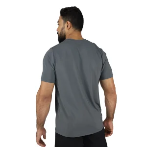 optimizada_4924455 detalle del cuello del t-shirt poliester spandex everlast