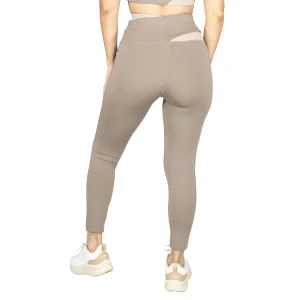 optimizada_4924496 detalle de la parte superior del legging everlast savanna, telas transpirables