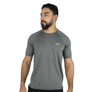 optimizada_4924538 detalle de la tela transpirable del t-shirt everlast
