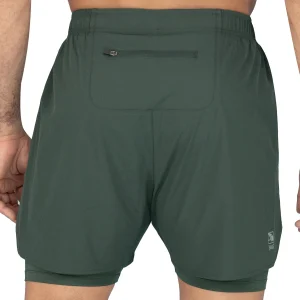 optimizada_4925031 detalle de la costura del short deportivo
