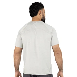 optimizada_4925151 detalle de la costura del t-shirt spandex everlast